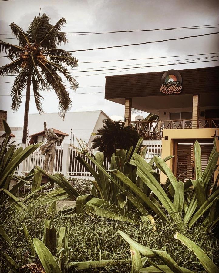 In Di House Of Reggae Boutique Hotel San Andres  Exterior photo