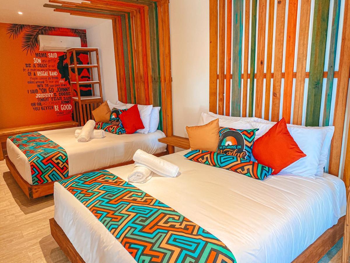 In Di House Of Reggae Boutique Hotel San Andres  Exterior photo